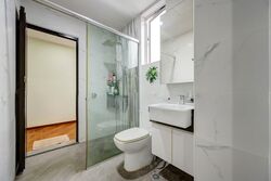 Flora Road (D17), Terrace #553421261